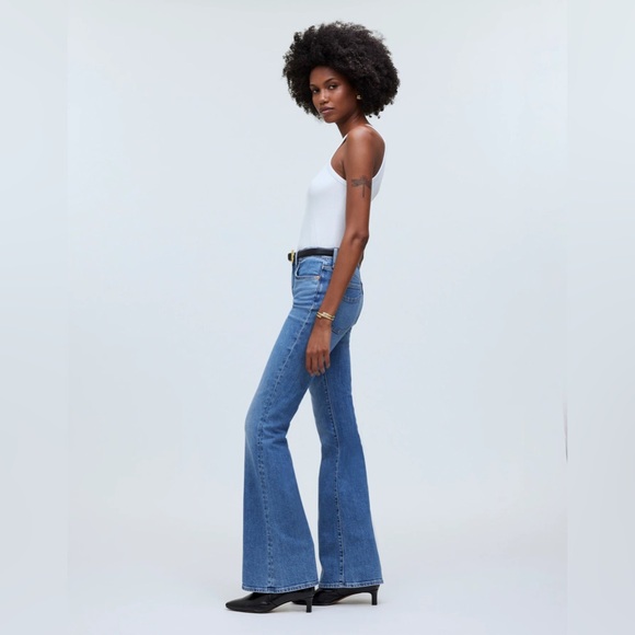 Madewell The Flea Market Flare Petite Jean - Picture 5 of 10